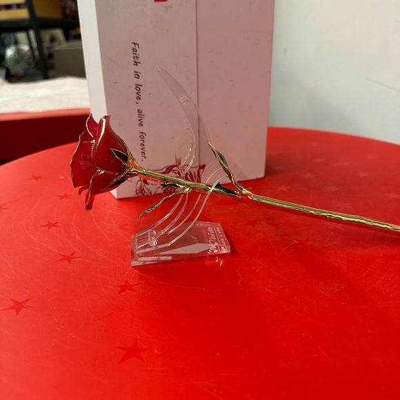 Yamore Gift for Her, 24k Gold Dipped Real Rose, Forever Preserved Red Rose - Picture 3 of 5